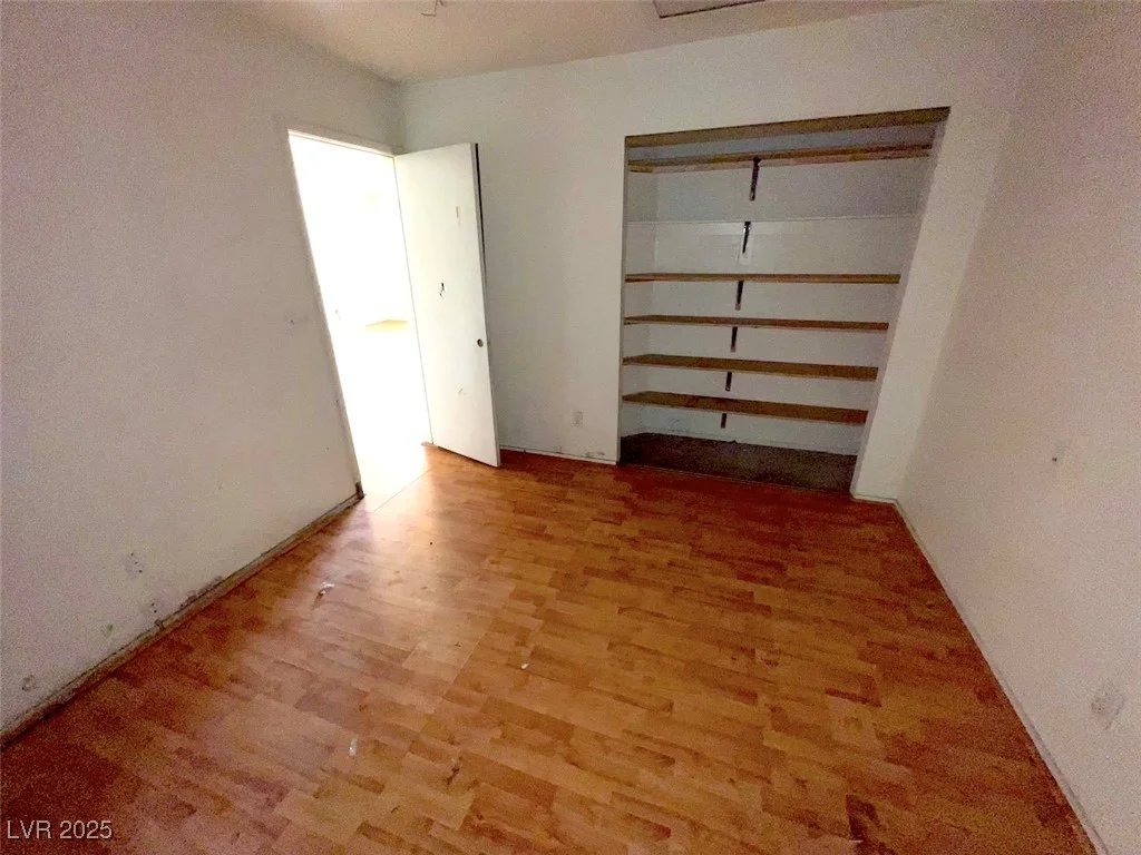 2228 Saint Paul, Las Vegas, NV 89104