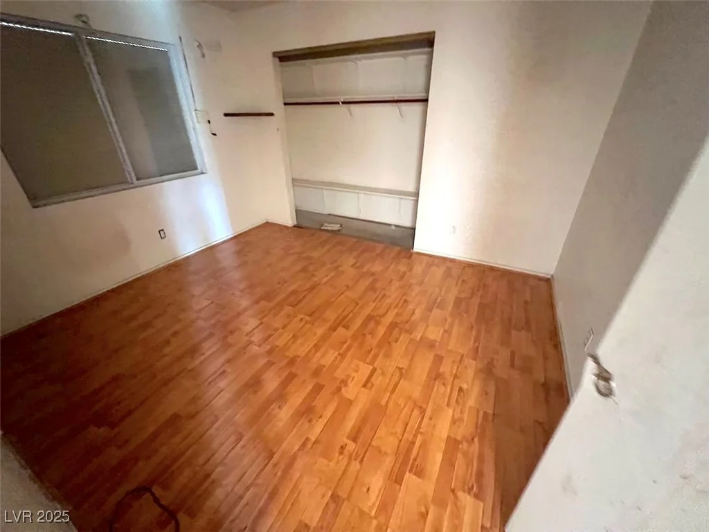 2228 Saint Paul, Las Vegas, NV 89104