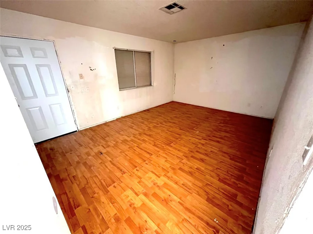 2228 Saint Paul, Las Vegas, NV 89104