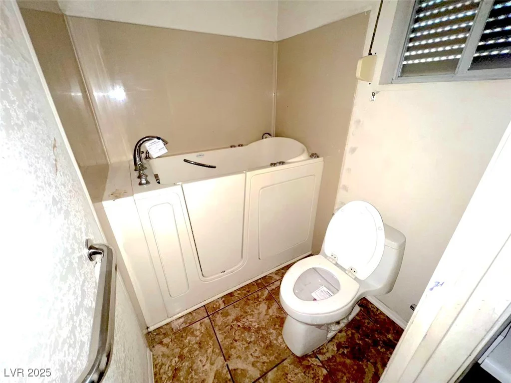 2228 Saint Paul, Las Vegas, NV 89104