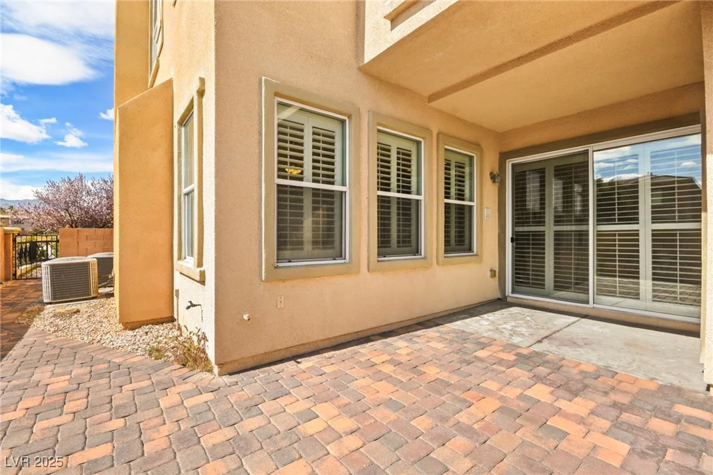 11298 Merado Peak, Las Vegas, NV 89135