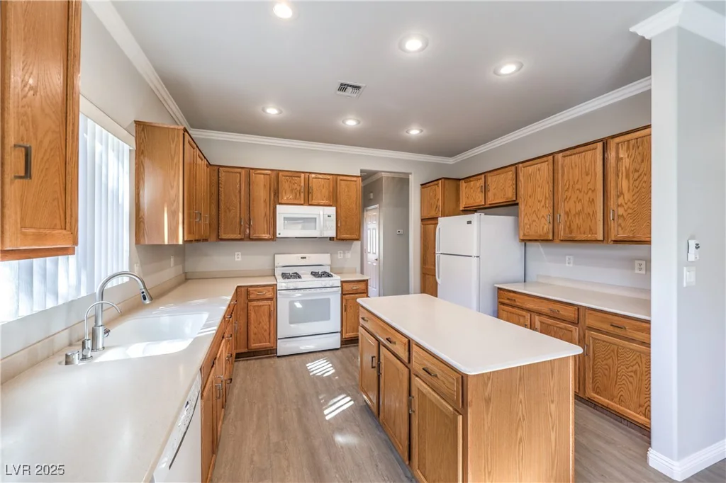 1821 Eagle Mesa, Henderson, NV 89012