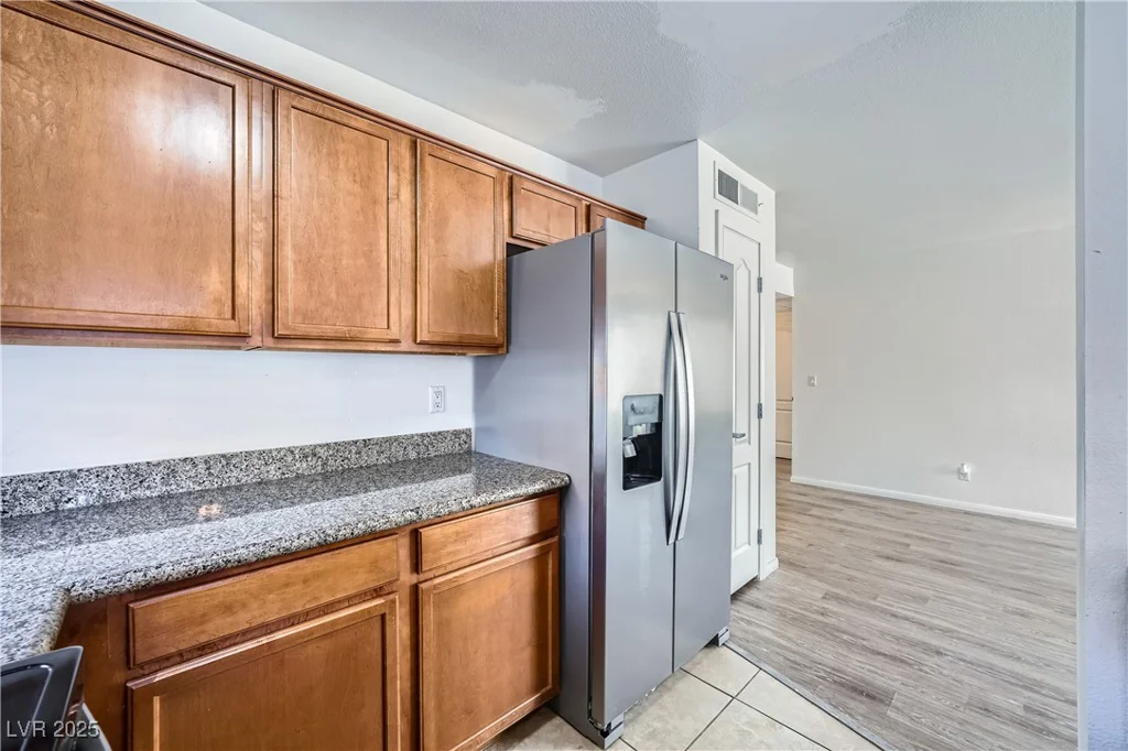 2110 Sealion, Las Vegas, NV 89128