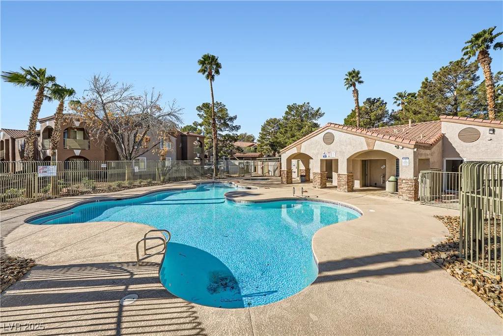 2110 Sealion, Las Vegas, NV 89128