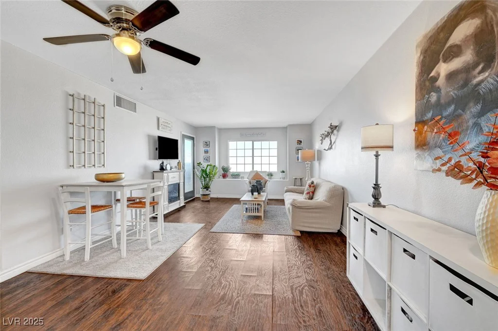 3125 Buffalo, Las Vegas, NV 89128