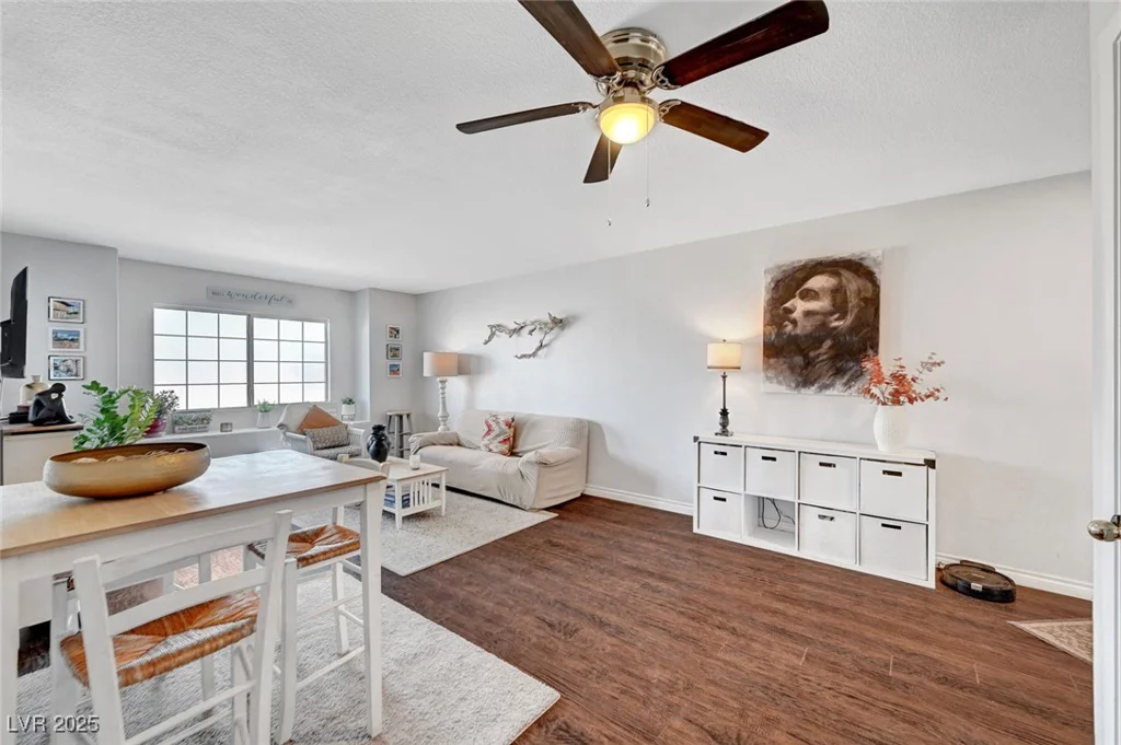 3125 Buffalo, Las Vegas, NV 89128