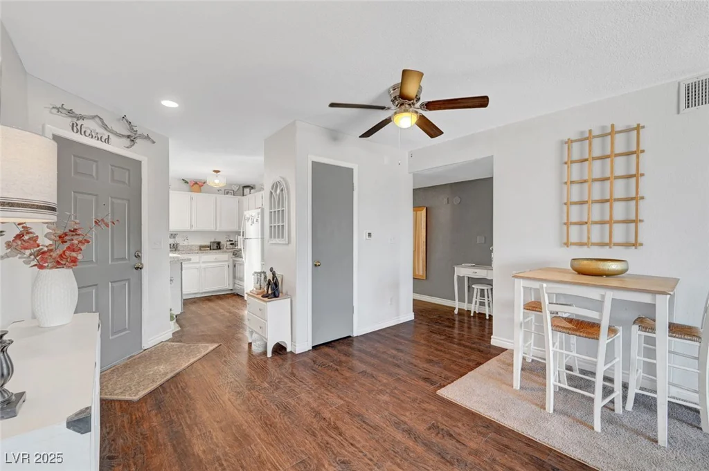 3125 Buffalo, Las Vegas, NV 89128