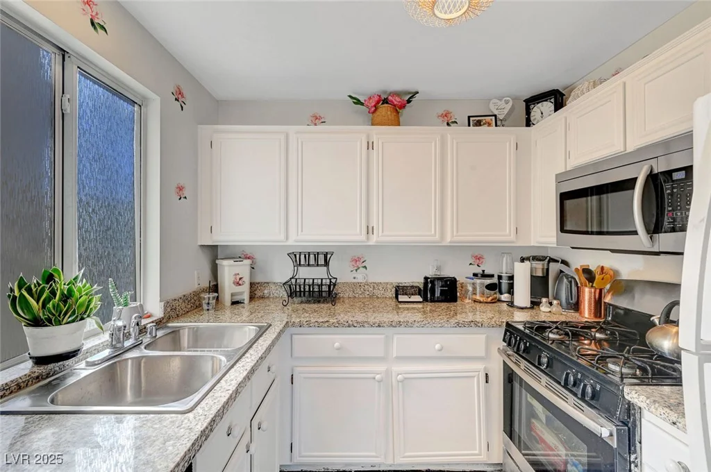 3125 Buffalo, Las Vegas, NV 89128
