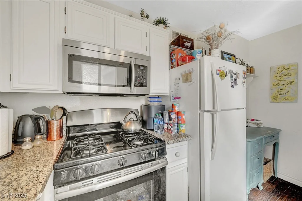 3125 Buffalo, Las Vegas, NV 89128