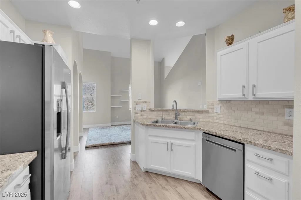3975 Hualapai, Las Vegas, NV 89129