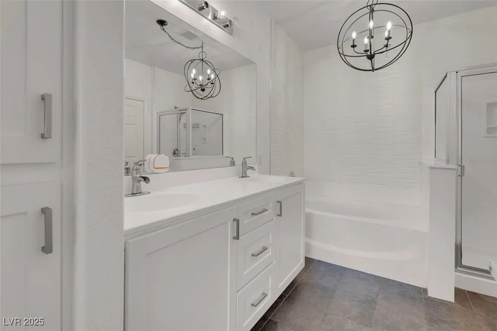 3975 Hualapai, Las Vegas, NV 89129