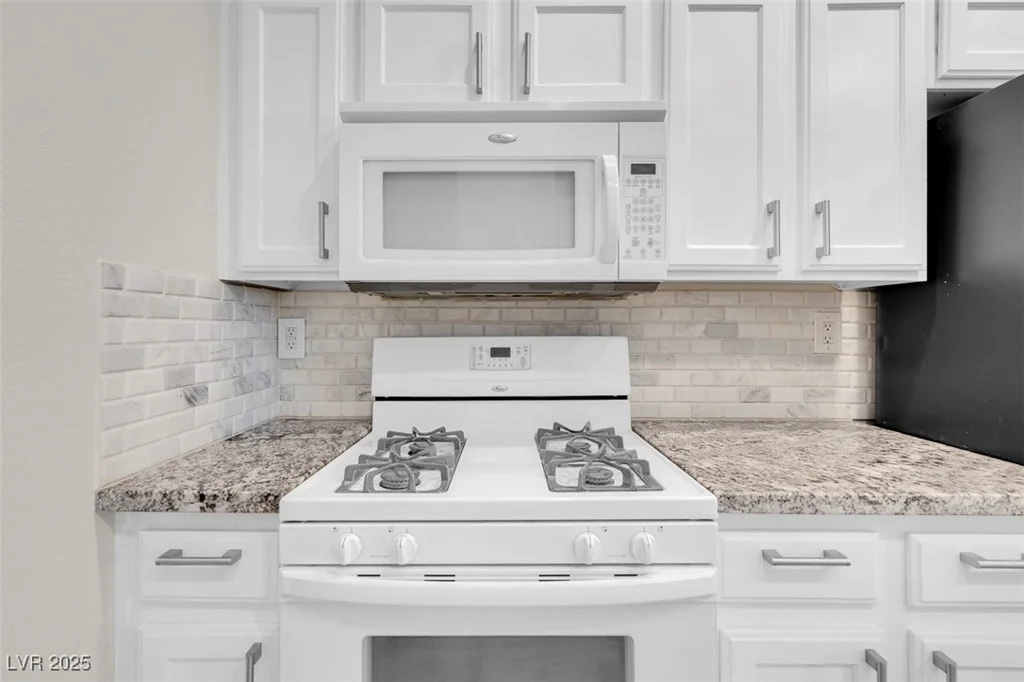 3975 Hualapai, Las Vegas, NV 89129