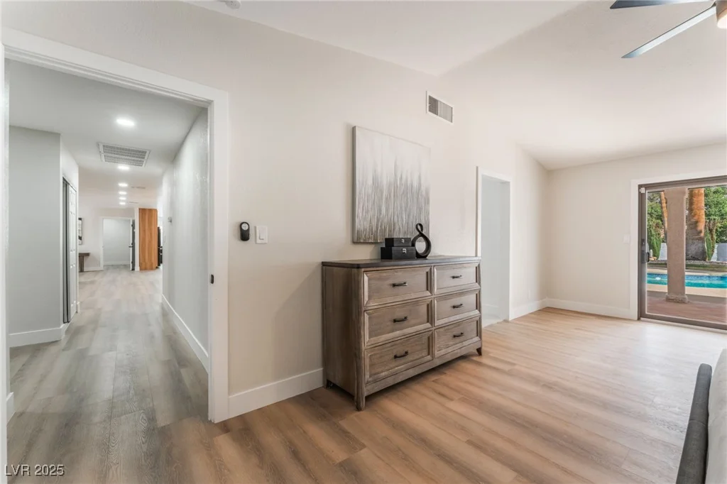 401 Lacy, Las Vegas, NV 89107