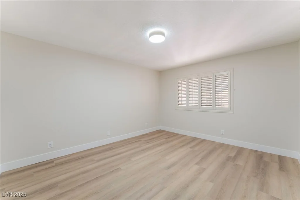 401 Lacy, Las Vegas, NV 89107
