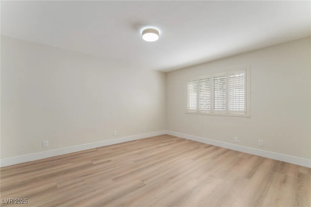 401 Lacy, Las Vegas, NV 89107