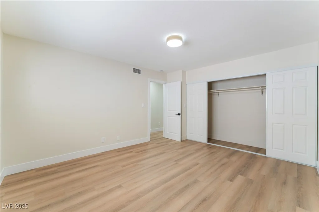 401 Lacy, Las Vegas, NV 89107