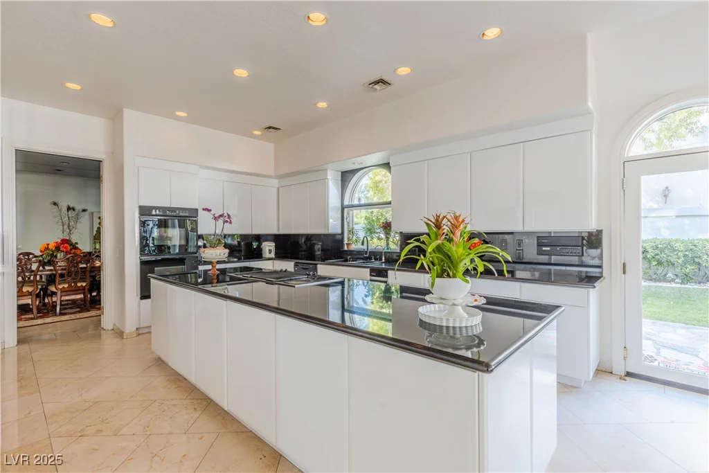 2339 Prometheus, Henderson, NV 89074