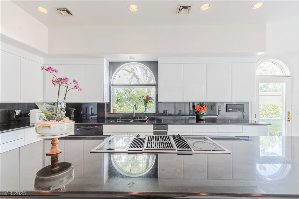2339 Prometheus, Henderson, NV 89074