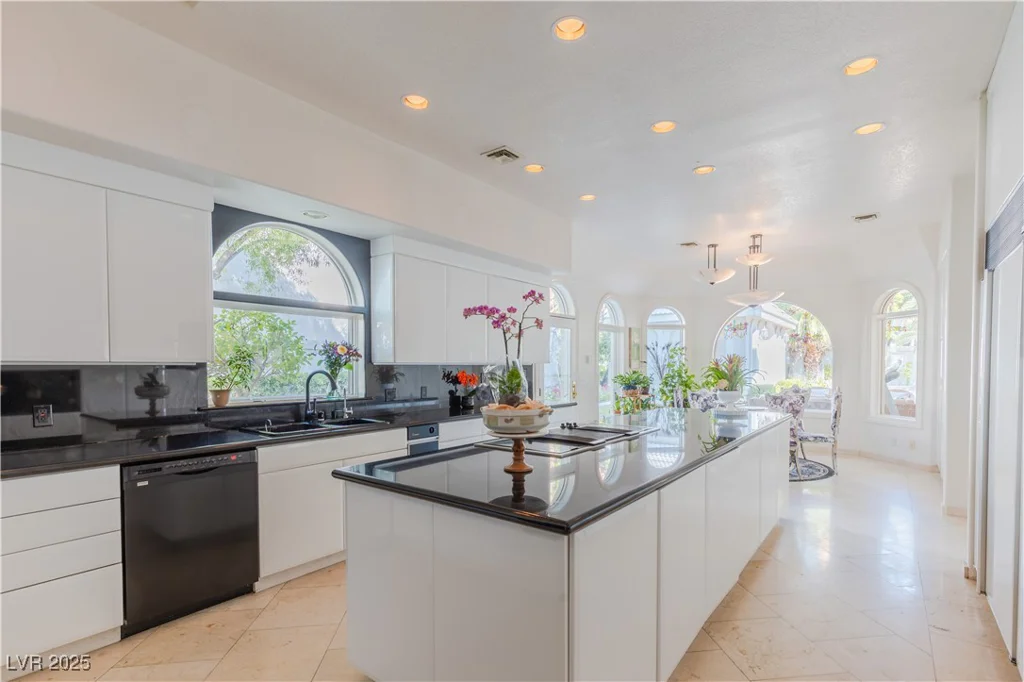2339 Prometheus, Henderson, NV 89074