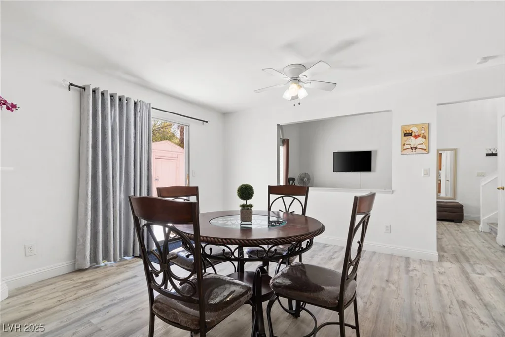 1892 Falcon Ridge, Las Vegas, NV 89142