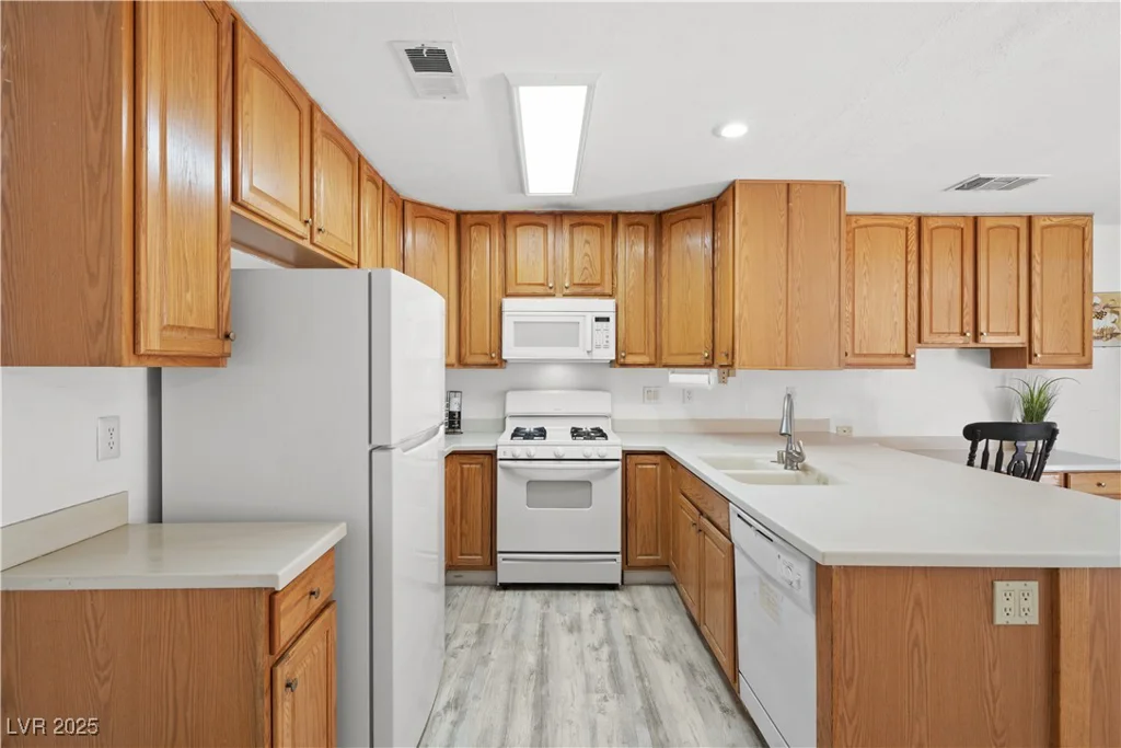 1892 Falcon Ridge, Las Vegas, NV 89142
