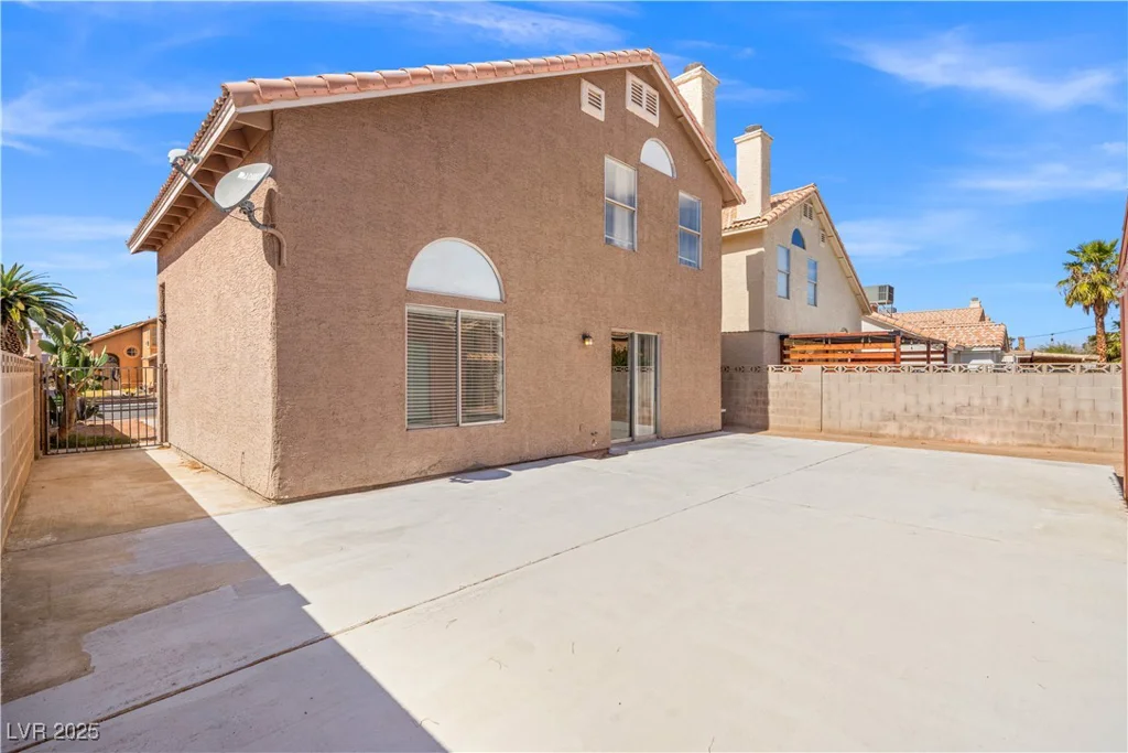 1892 Falcon Ridge, Las Vegas, NV 89142