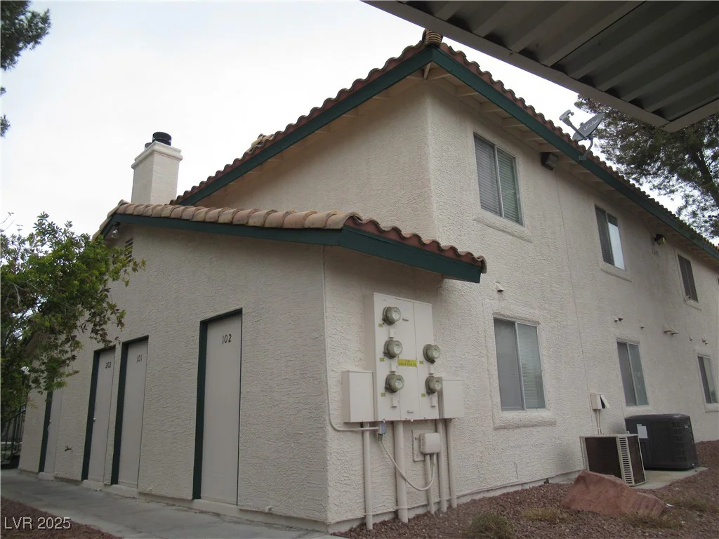 1341 Cinder Rock, Las Vegas, NV 89128