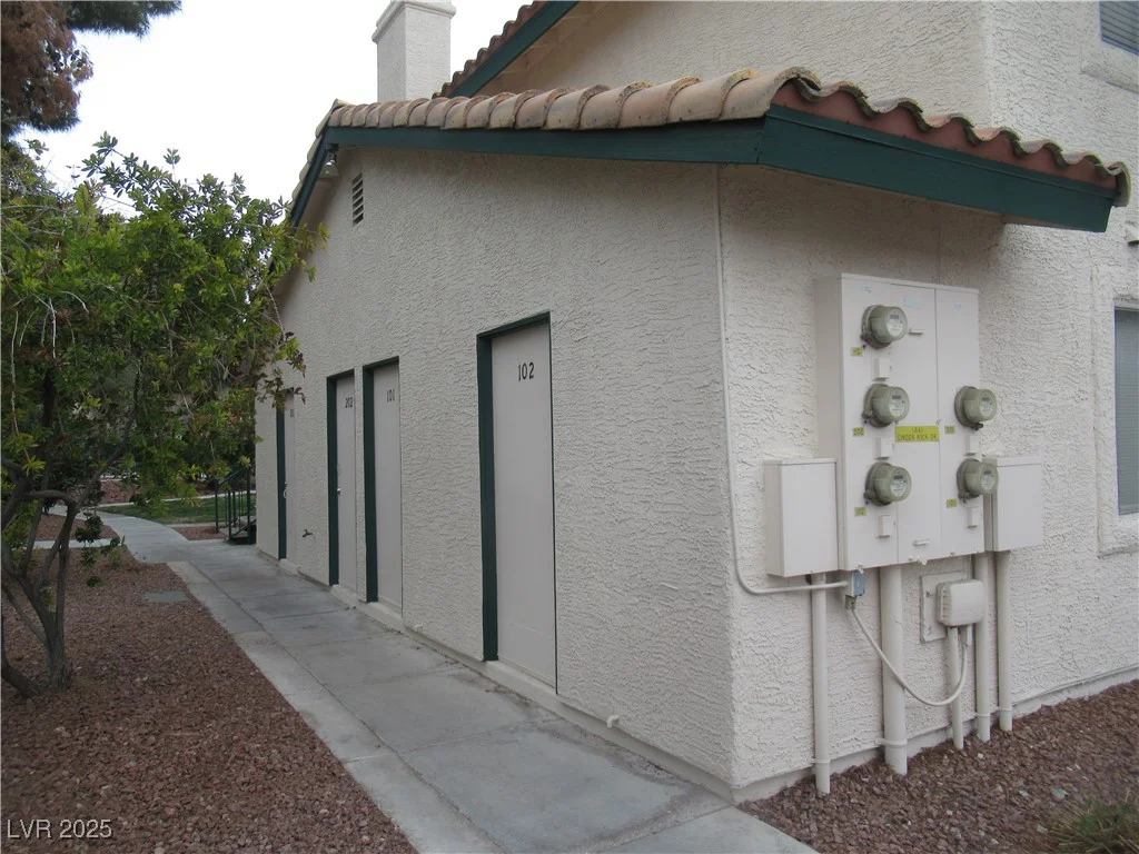 1341 Cinder Rock, Las Vegas, NV 89128