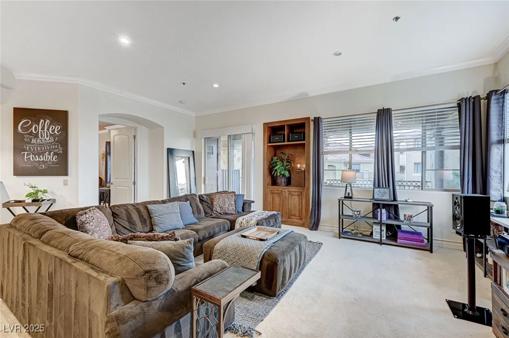15 Via Mantova, Henderson, NV 89011