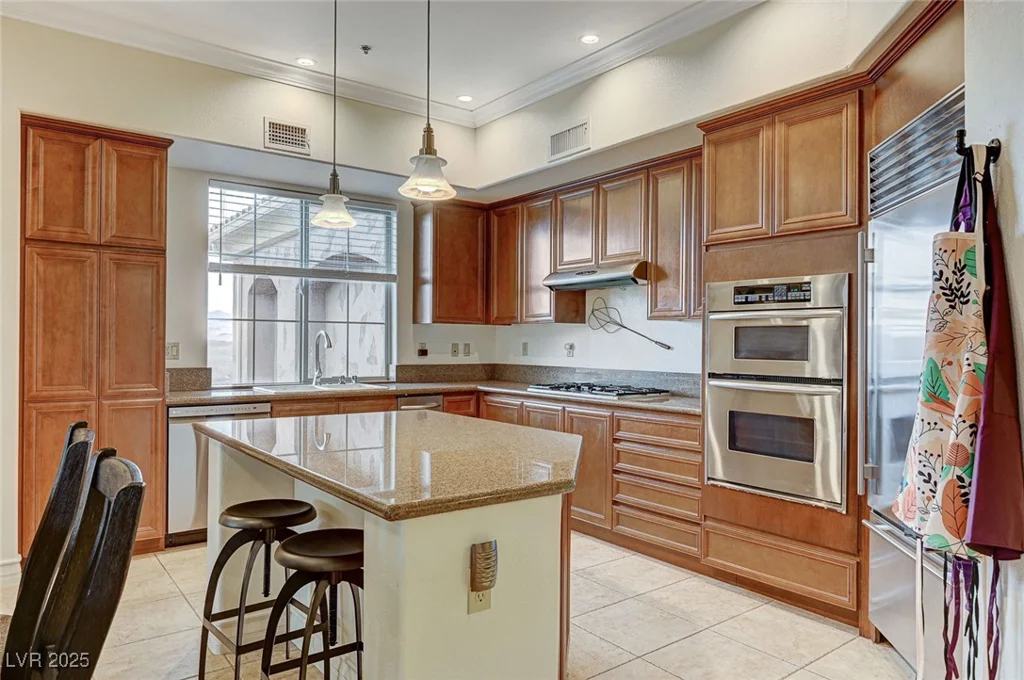15 Via Mantova, Henderson, NV 89011
