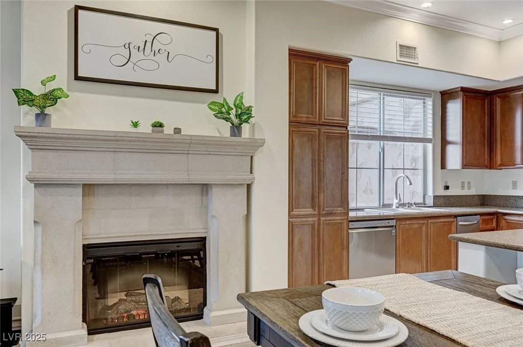 15 Via Mantova, Henderson, NV 89011
