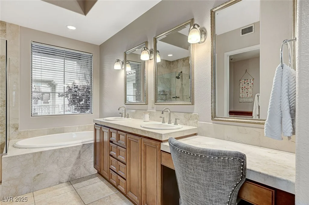 15 Via Mantova, Henderson, NV 89011
