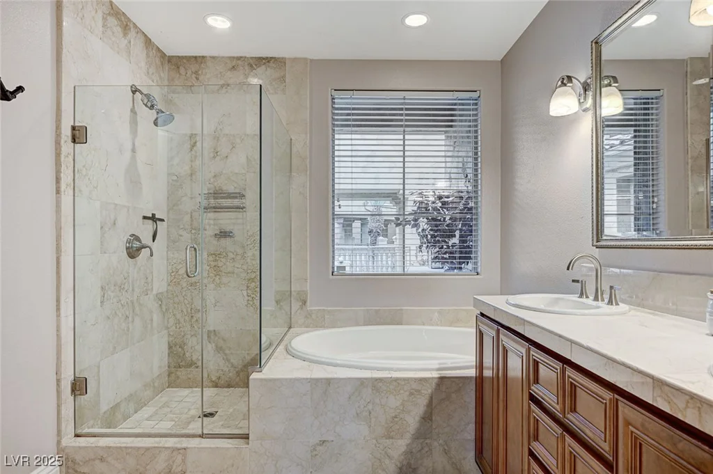 15 Via Mantova, Henderson, NV 89011