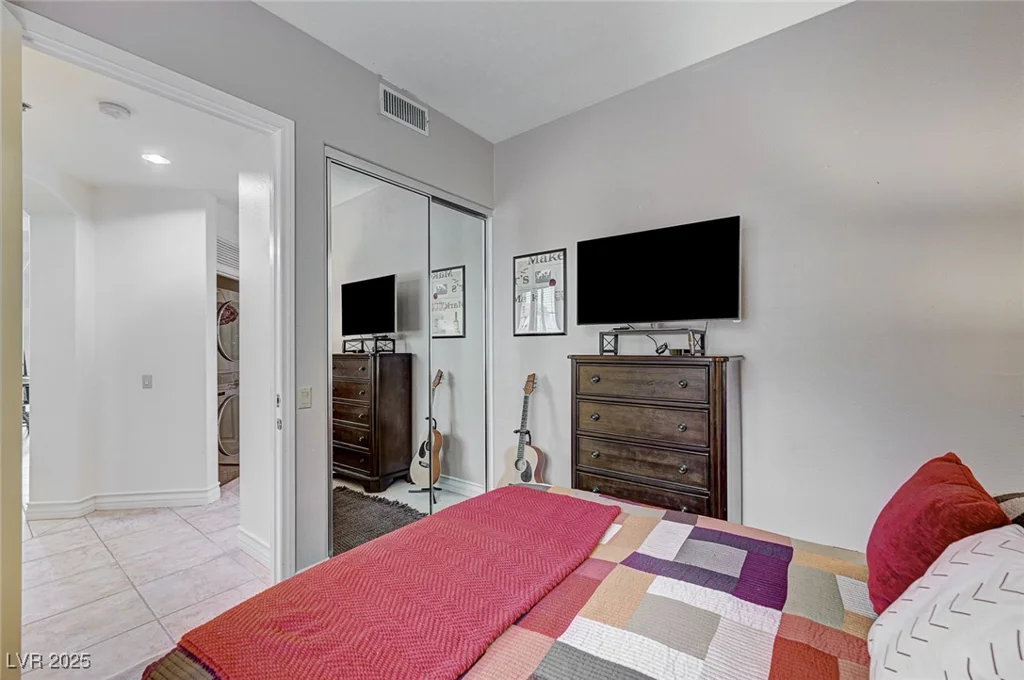 15 Via Mantova, Henderson, NV 89011