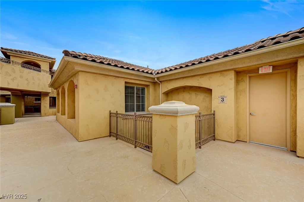 15 Via Mantova, Henderson, NV 89011
