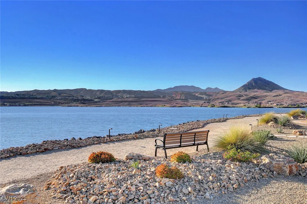 15 Via Mantova, Henderson, NV 89011