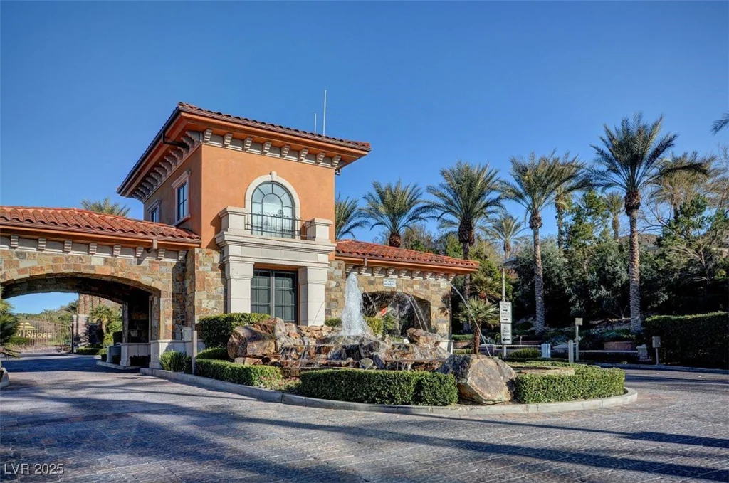 15 Via Mantova, Henderson, NV 89011