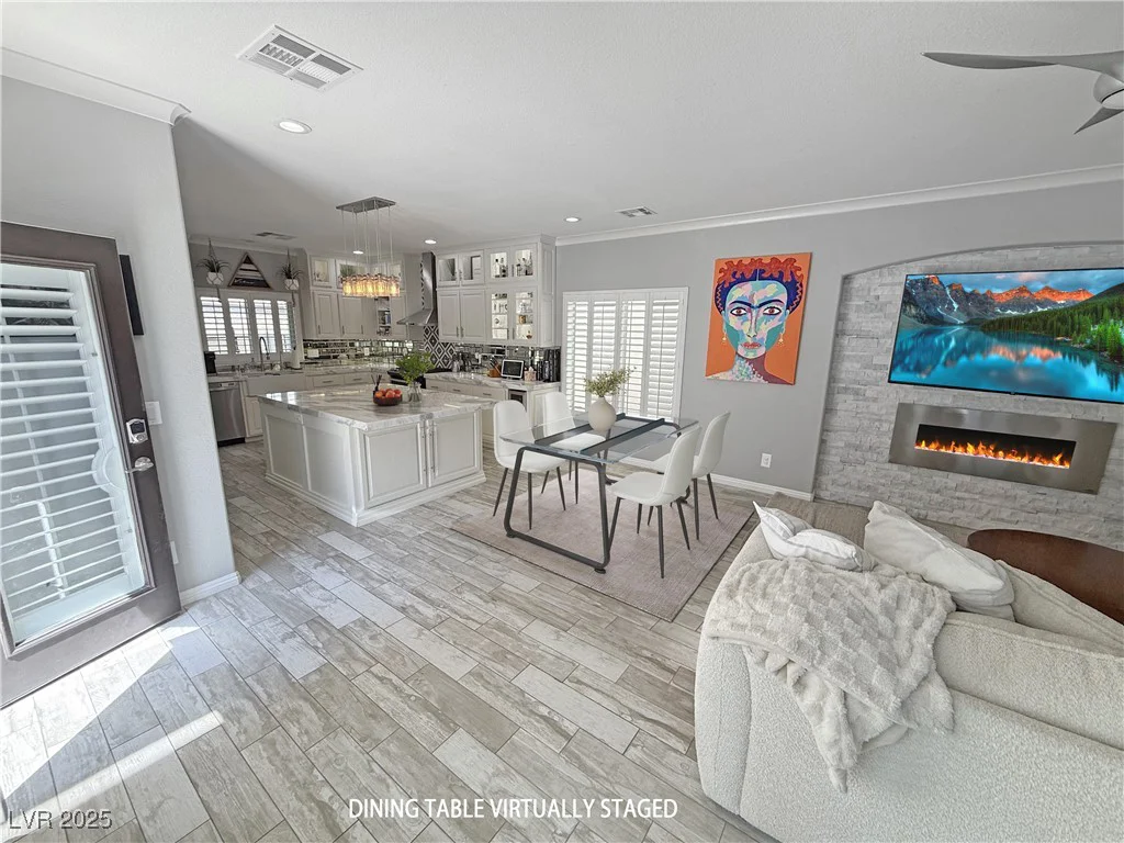 10323 Hardy Falls, Las Vegas, NV 89141
