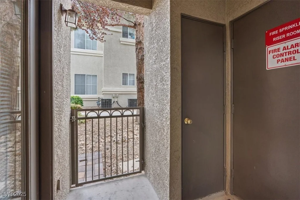9050 Warm Springs, Las Vegas, NV 89148