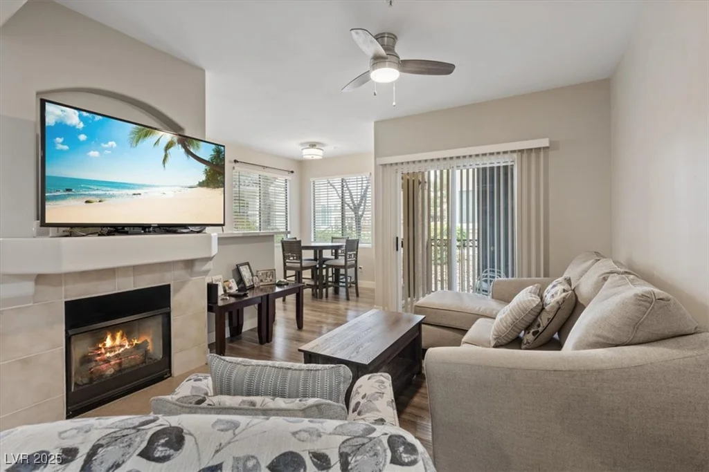 9050 Warm Springs, Las Vegas, NV 89148