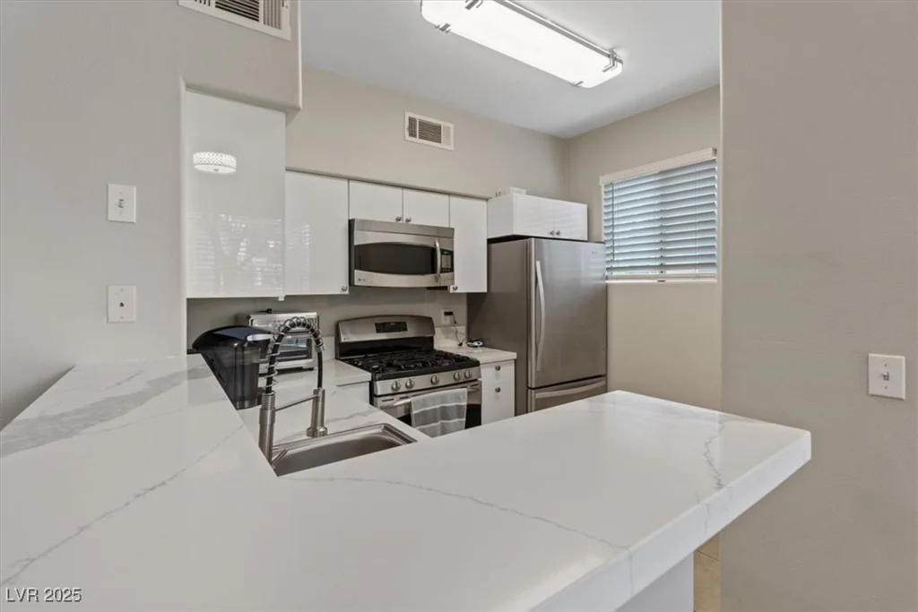 9050 Warm Springs, Las Vegas, NV 89148