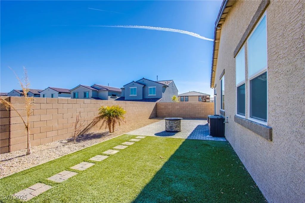 5648 Vermillion Ridge, North Las Vegas, NV 89031