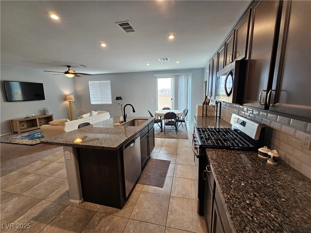 5648 Vermillion Ridge, North Las Vegas, NV 89031