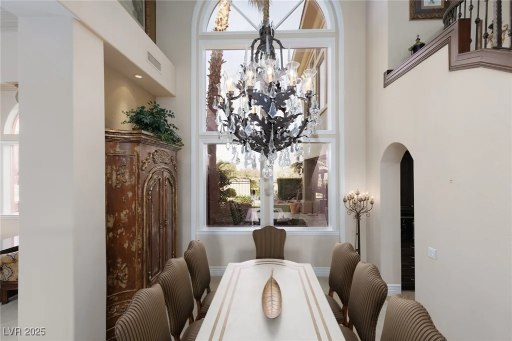 9000 Thornbury, Las Vegas, NV 89134
