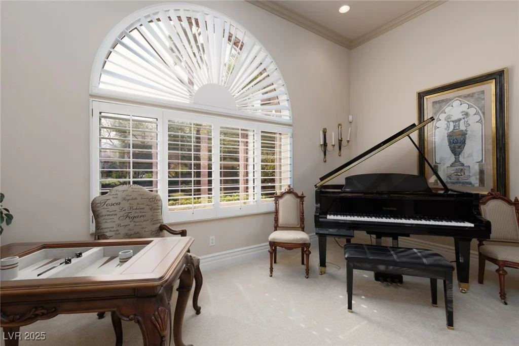 9000 Thornbury, Las Vegas, NV 89134