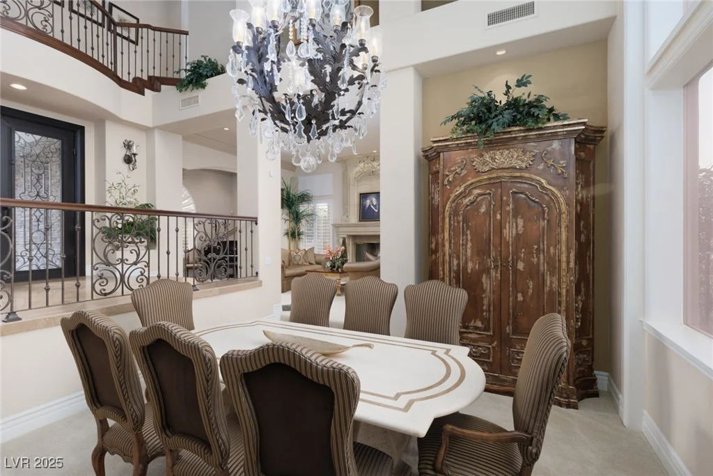 9000 Thornbury, Las Vegas, NV 89134