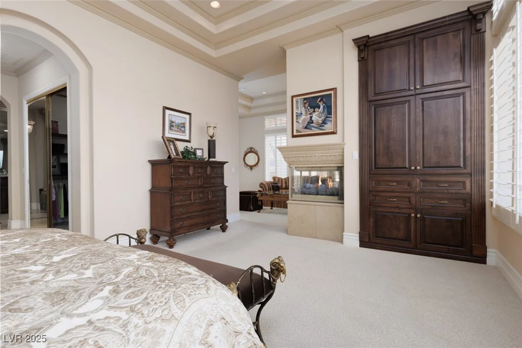 9000 Thornbury, Las Vegas, NV 89134