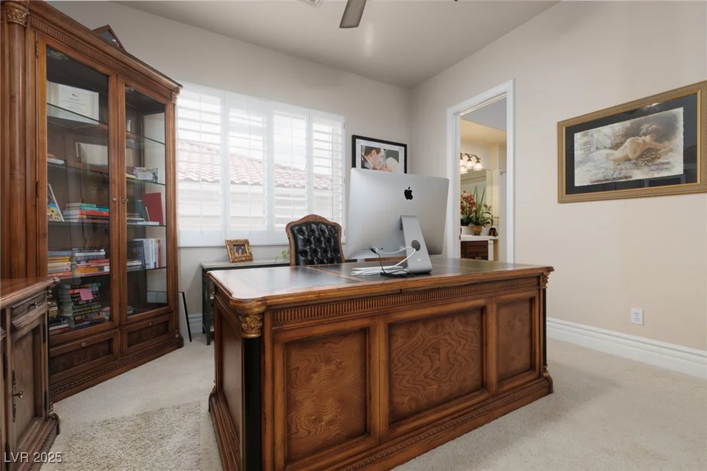 9000 Thornbury, Las Vegas, NV 89134