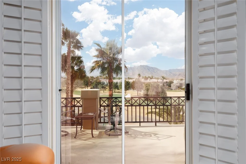 9000 Thornbury, Las Vegas, NV 89134