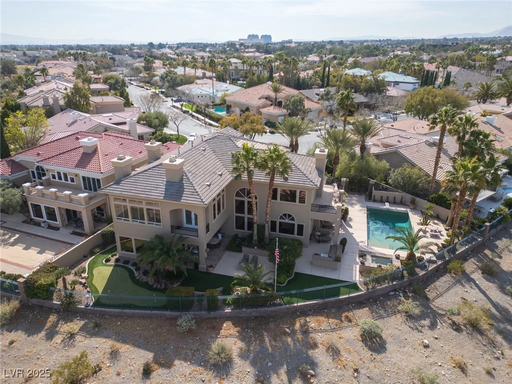 9000 Thornbury, Las Vegas, NV 89134